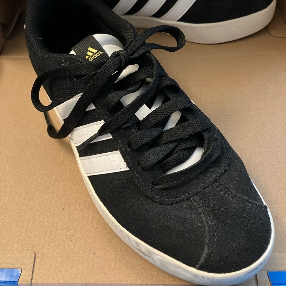 Adidas Campus 00s J in Black and White